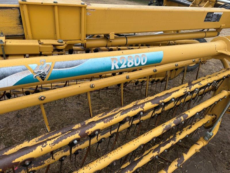 2006 Vermeer R2800 Rake/Hay