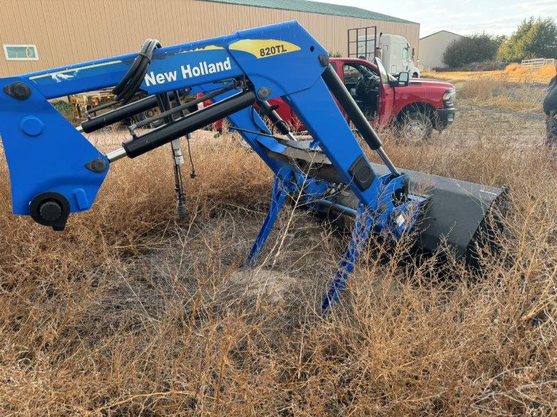 2010 New Holland TD5050 Tractor