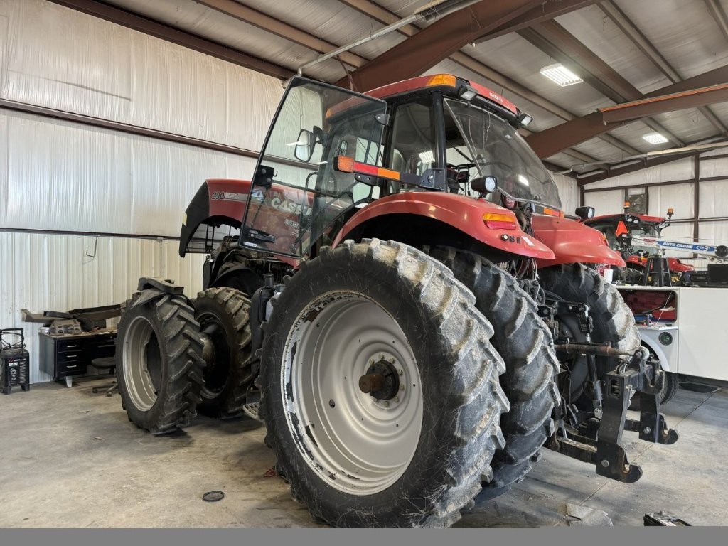 2012 Case IH Magnum 290 Tractor