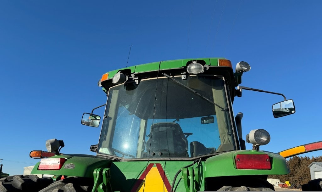 2002 John Deere 8320 Tractor