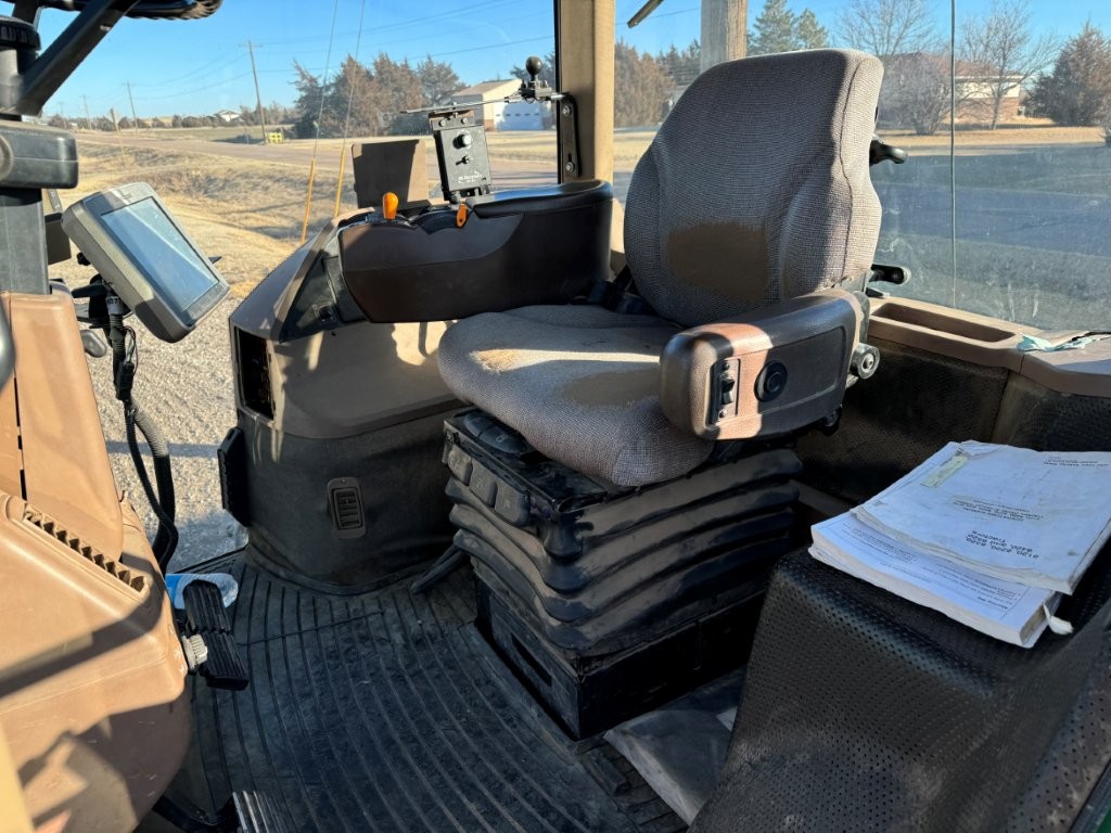 2002 John Deere 8320 Tractor