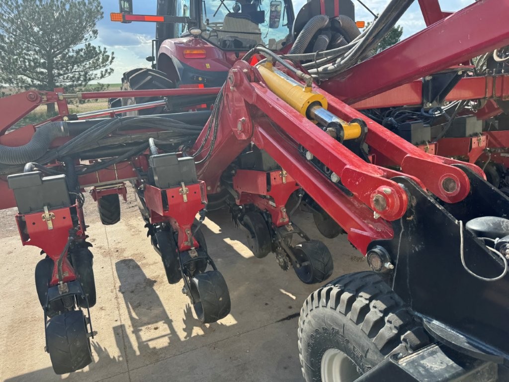 2014 Case IH 1235 Planter