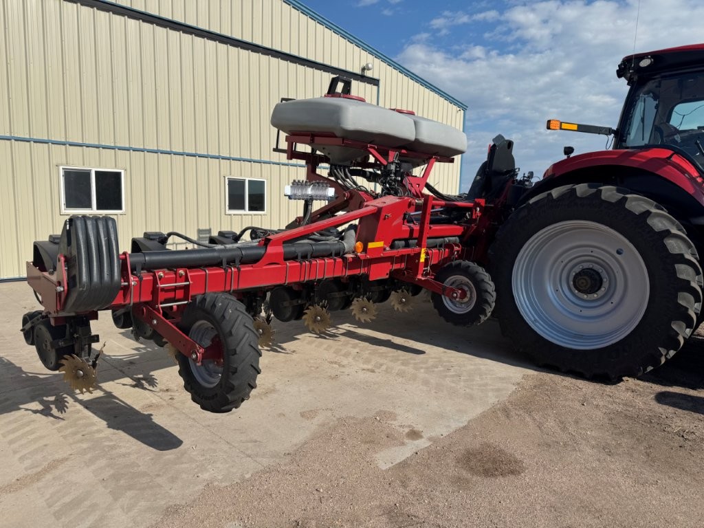 2014 Case IH 1235 Planter
