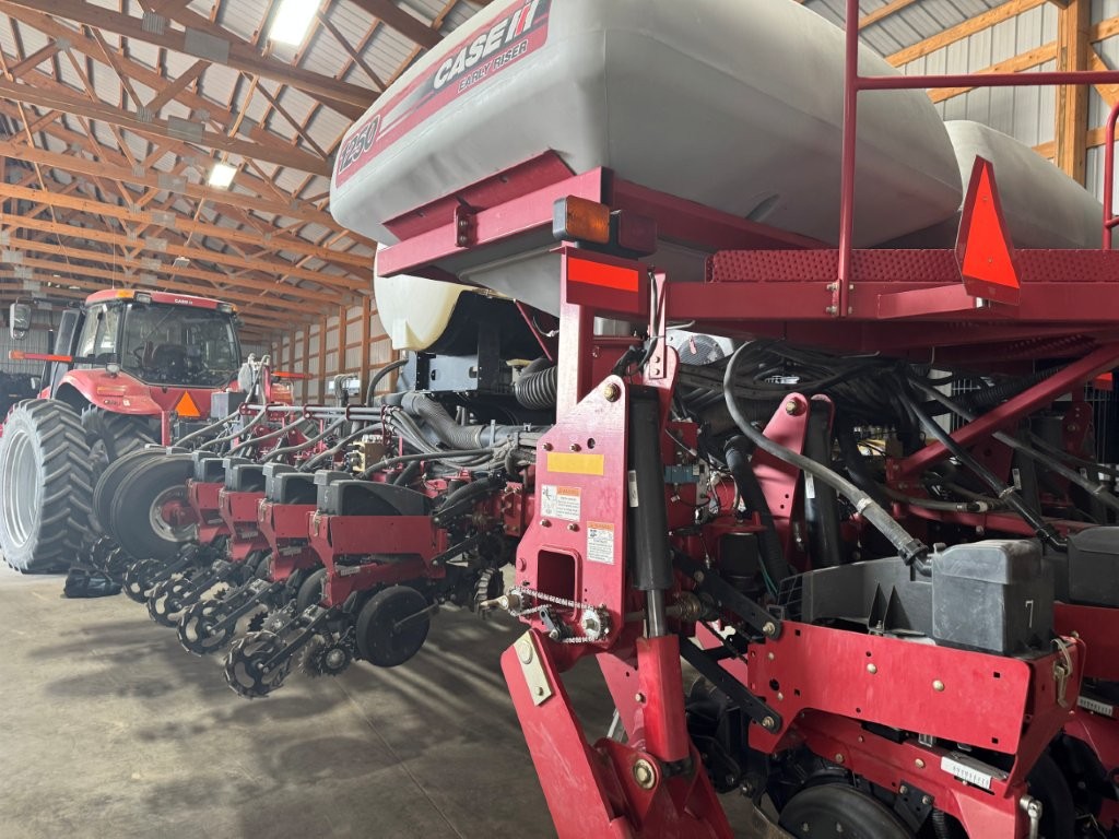 2013 Case IH 1250 Planter