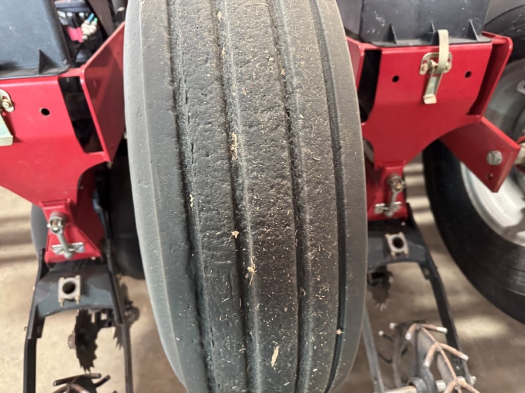 2013 Case IH 1250 Planter