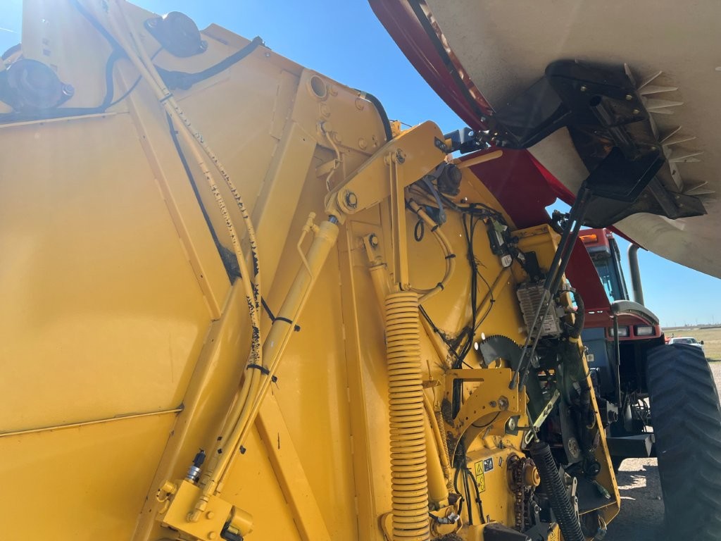 2021 New Holland 560 ROLLBELT Baler/Round