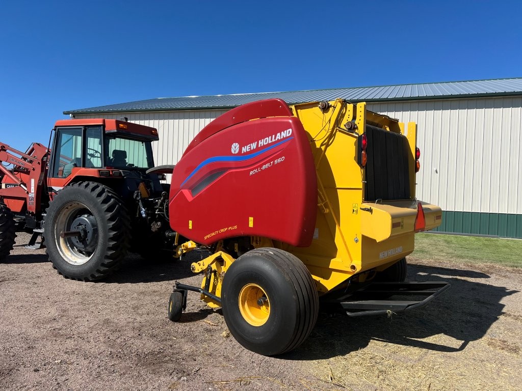 2021 New Holland 560 ROLLBELT Baler/Round
