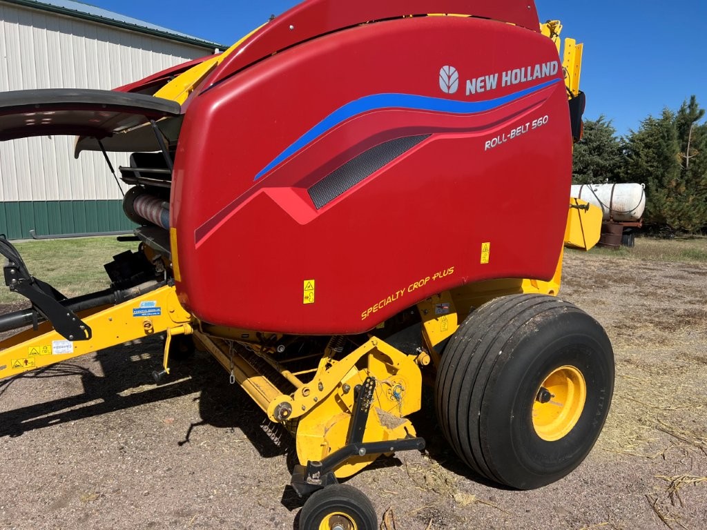 2021 New Holland 560 ROLLBELT Baler/Round