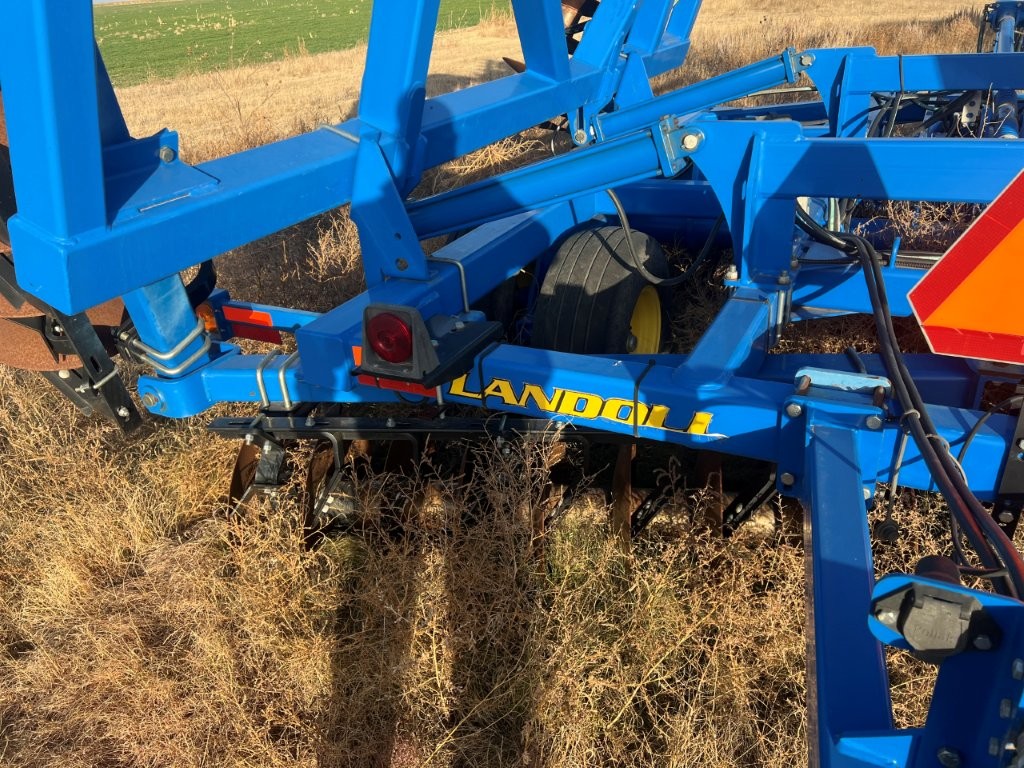 2016 Landoll 6230 Disk