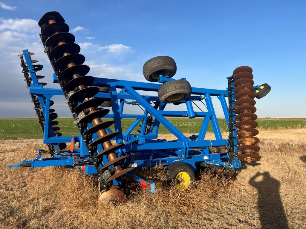 2016 Landoll 6230 Disk