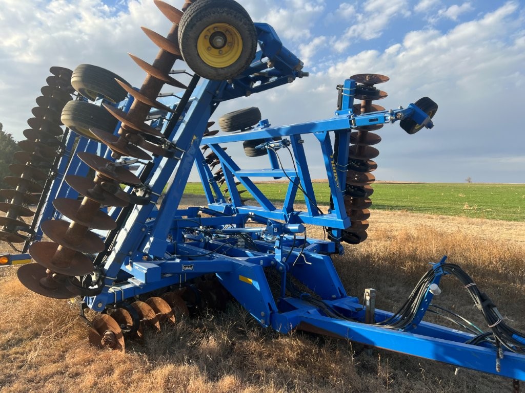 2016 Landoll 6230 Disk