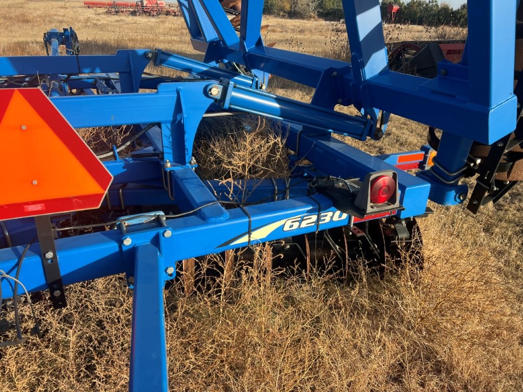 2016 Landoll 6230 Disk