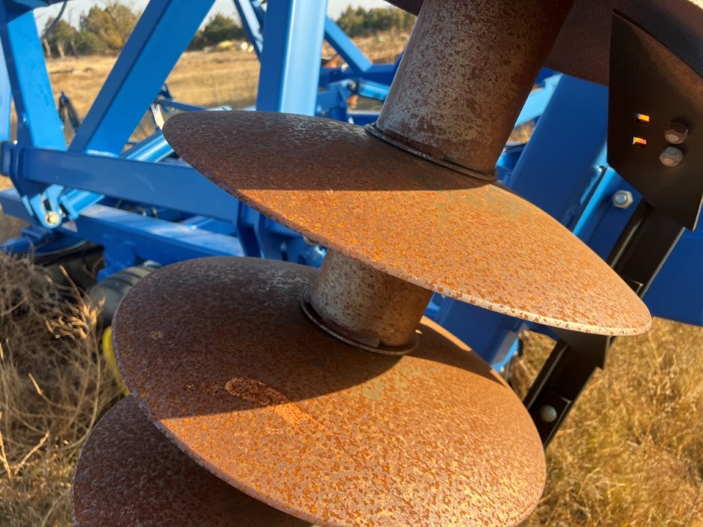 2016 Landoll 6230 Disk