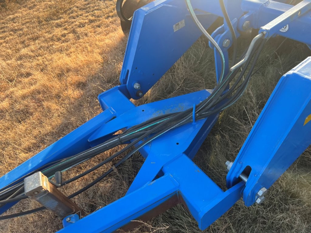 2016 Landoll 6230 Disk