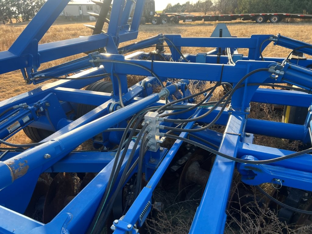 2016 Landoll 6230 Disk