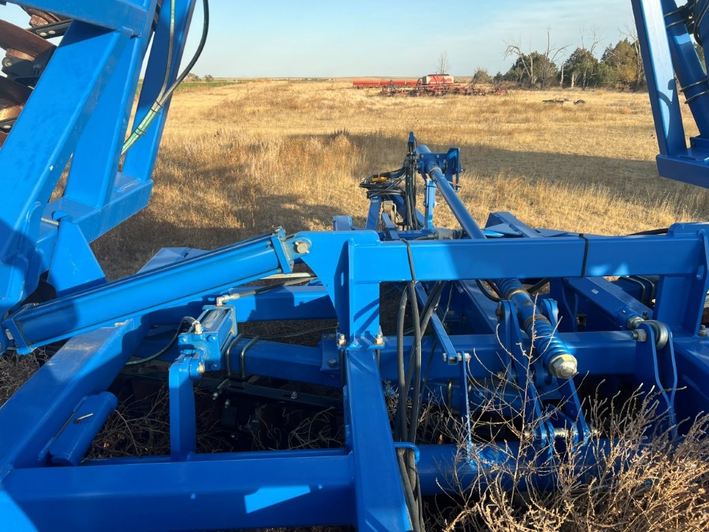 2016 Landoll 6230 Disk
