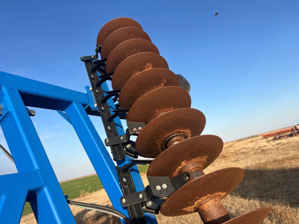 2016 Landoll 6230 Disk