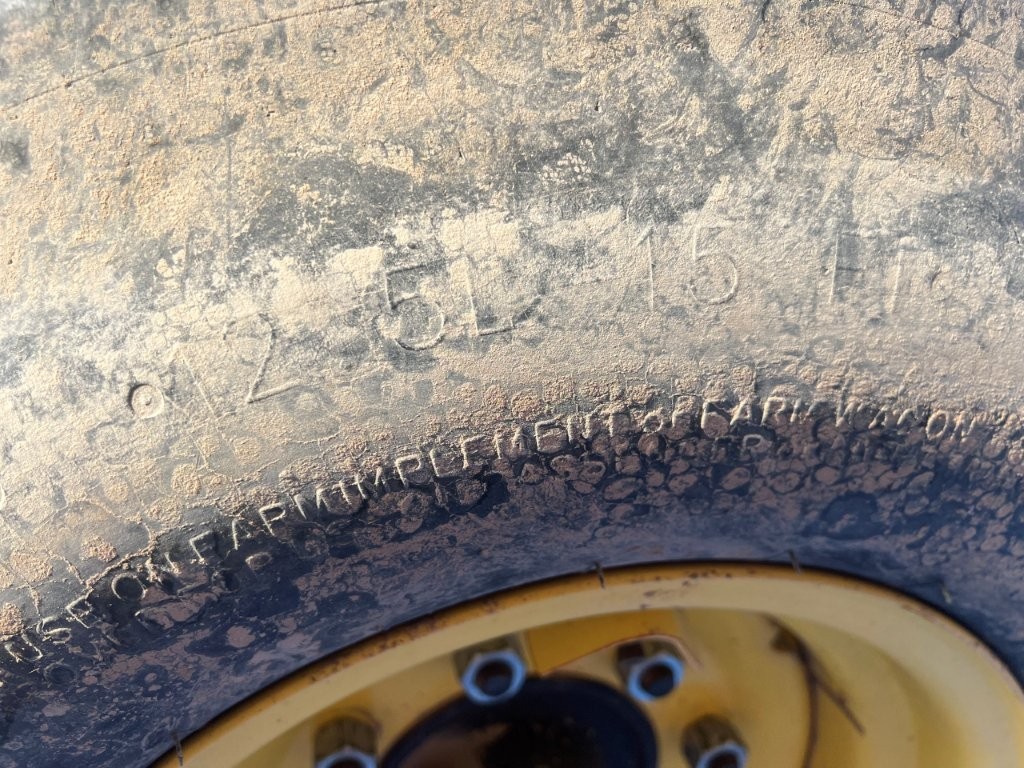 2016 Landoll 6230 Disk