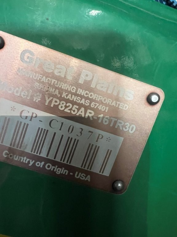 2014 Great Plains YP825R Planter/Row