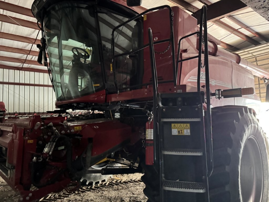 2023 Case IH AF7250 Combine