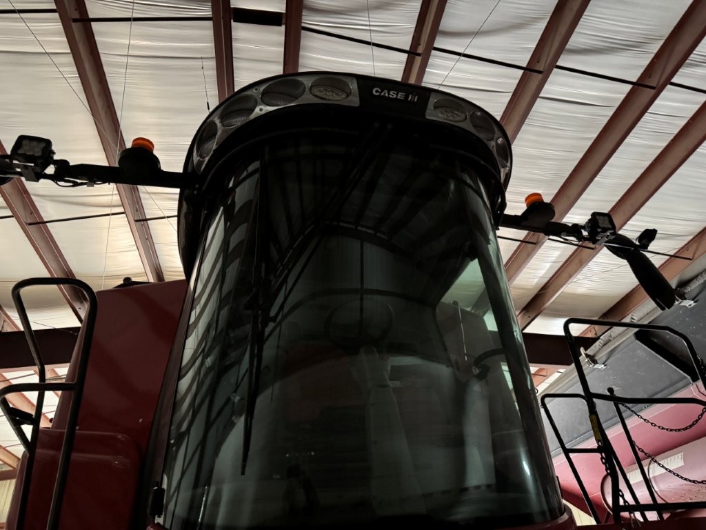 2023 Case IH AF7250 Combine