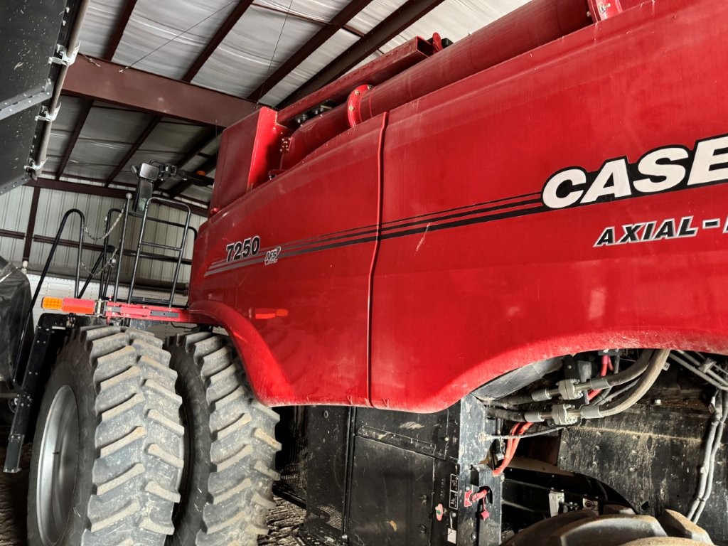 2023 Case IH AF7250 Combine