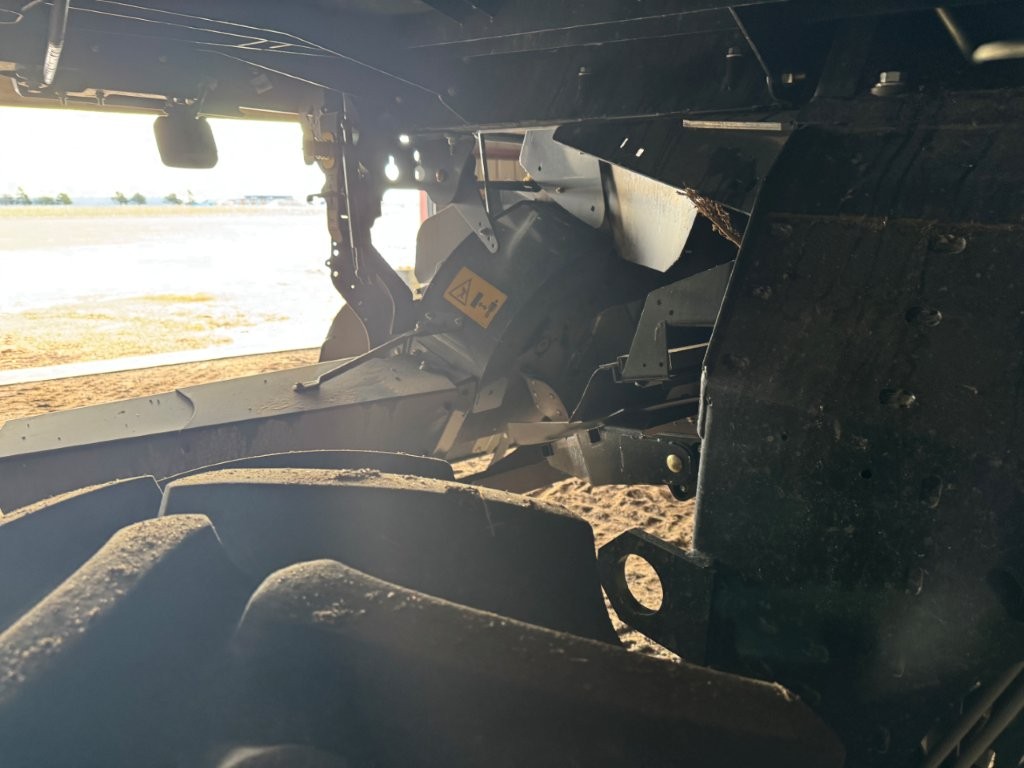 2023 Case IH AF7250 Combine