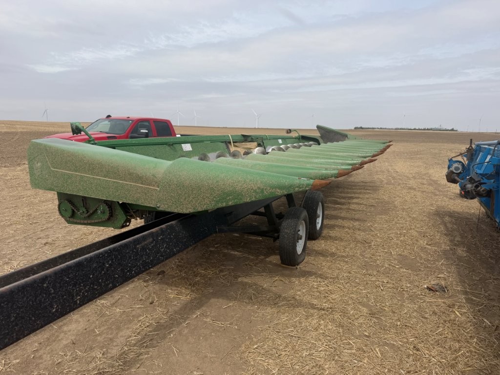 1998 John Deere 1293 Header Corn Head