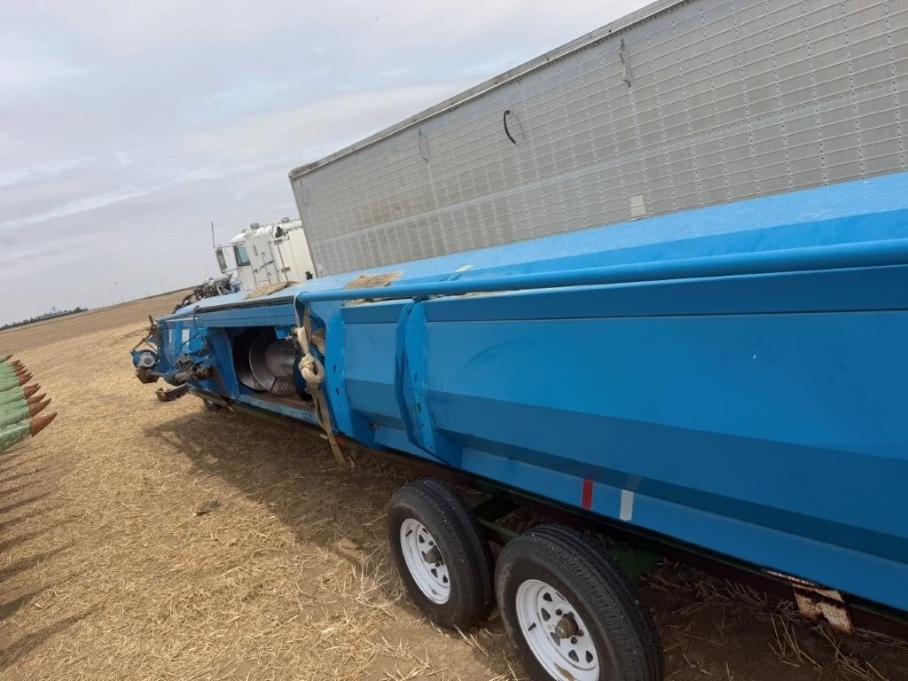 2012 Shelbourne CVS32 Header Stripper