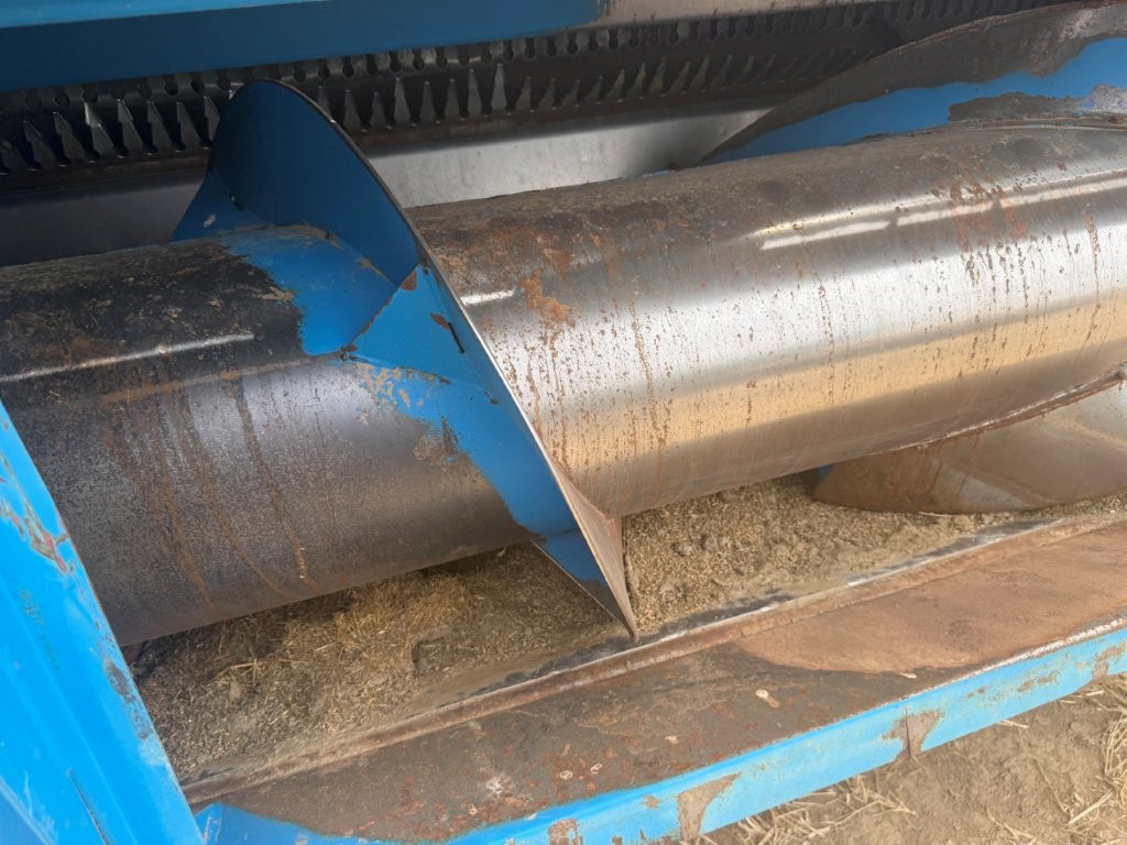 2012 Shelbourne CVS32 Header Stripper