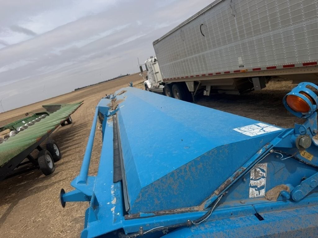 2012 Shelbourne CVS32 Header Stripper