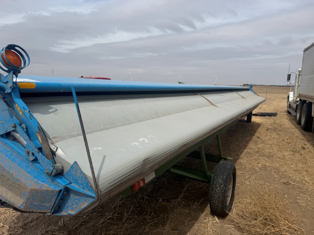 2012 Shelbourne CVS32 Header Stripper
