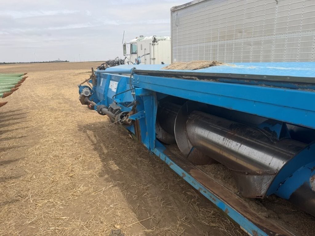 2012 Shelbourne CVS32 Header Stripper