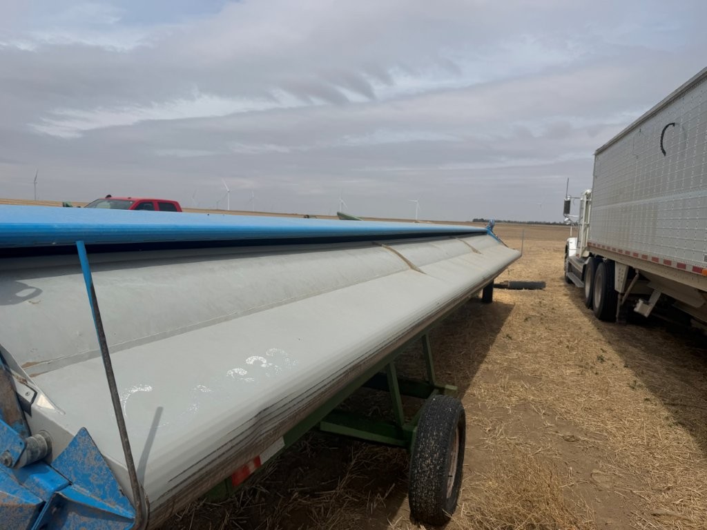 2012 Shelbourne CVS32 Header Stripper