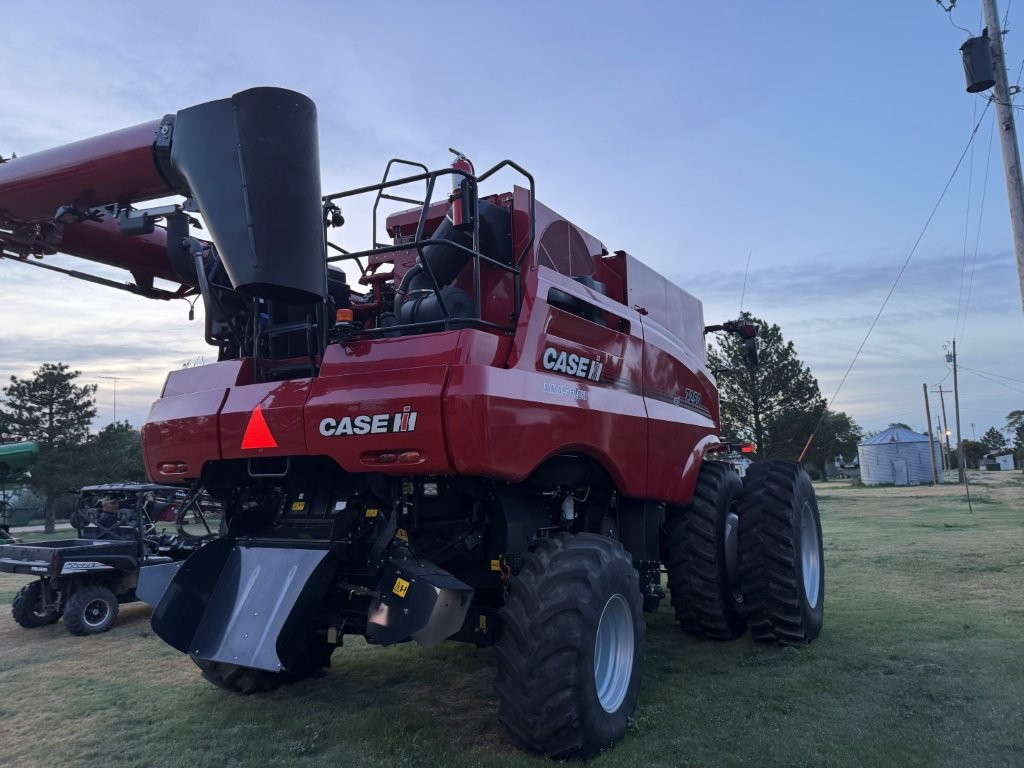 2023 Case IH AF7250 Combine