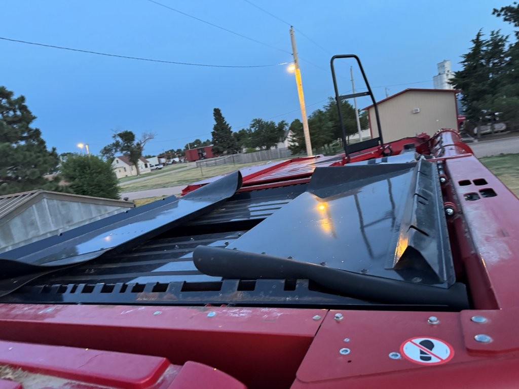 2023 Case IH AF7250 Combine