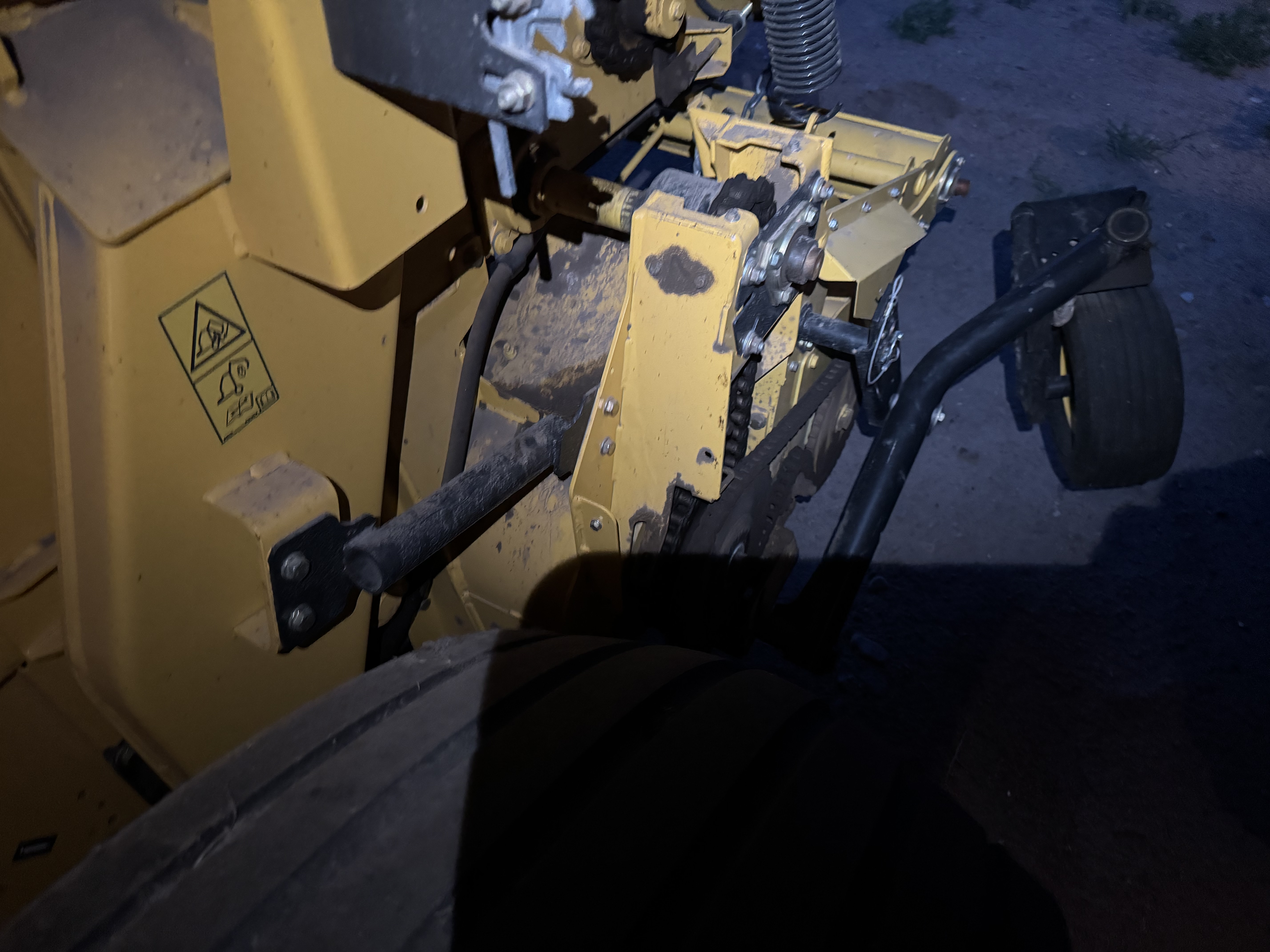 2023 New Holland 560 ROLLBELT Baler/Round