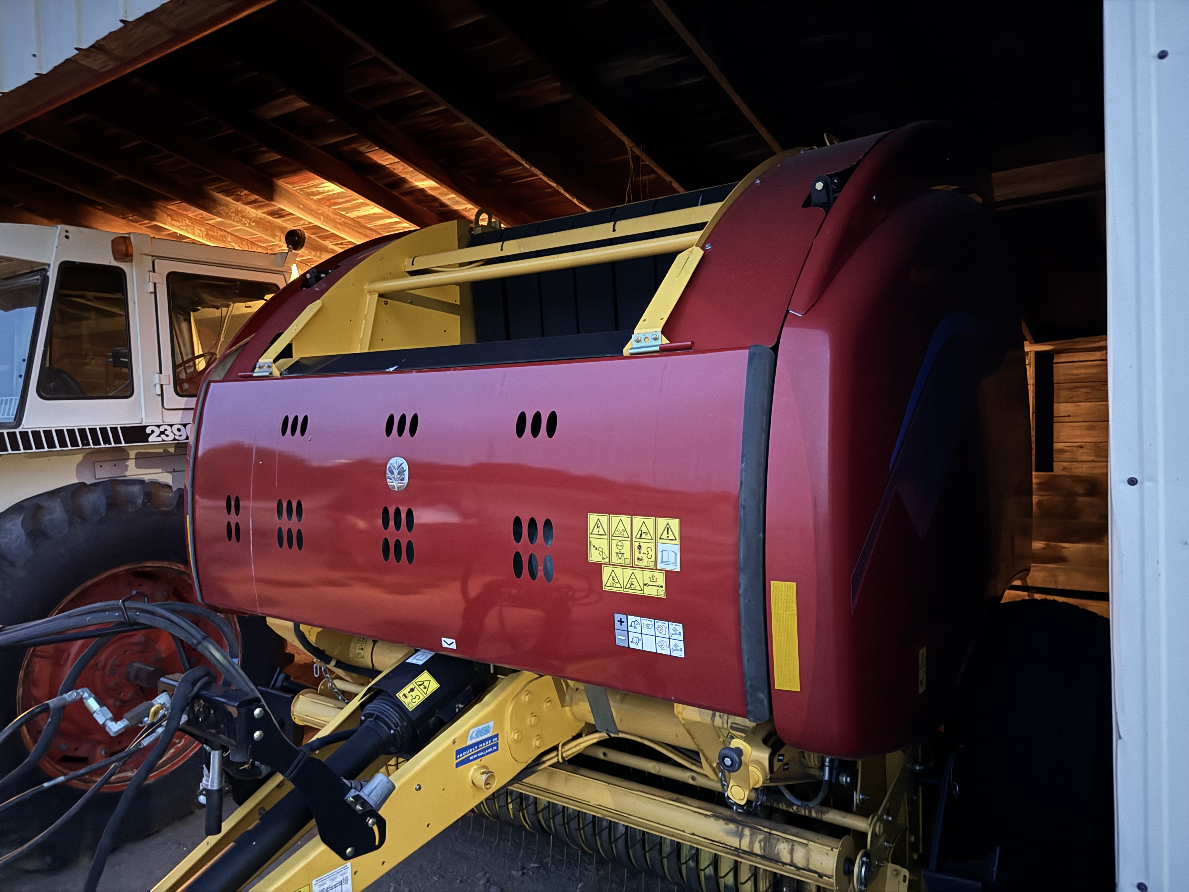 2023 New Holland 560 ROLLBELT Baler/Round