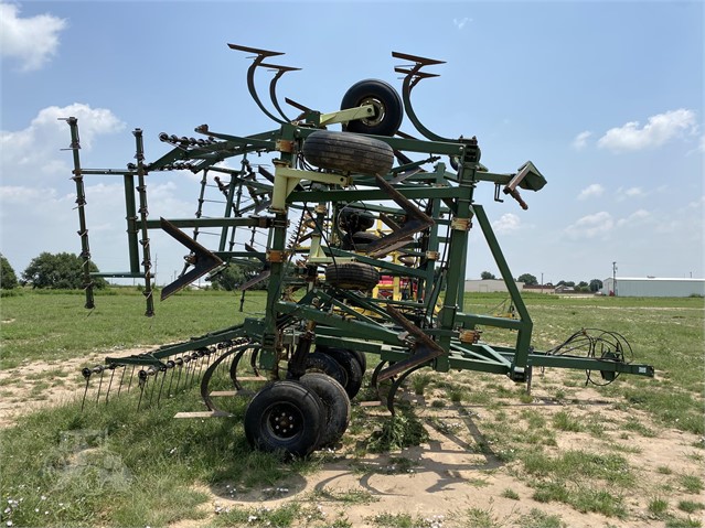 1998 Quinstar FM3-42 Ripper