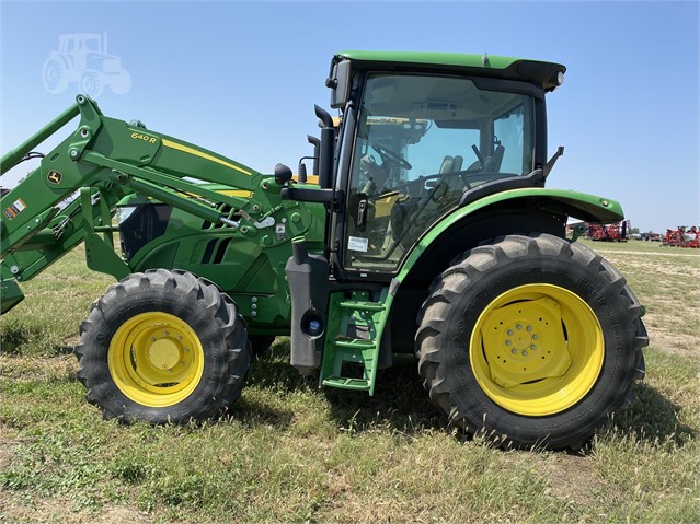 2017 John Deere 6110R Tractor