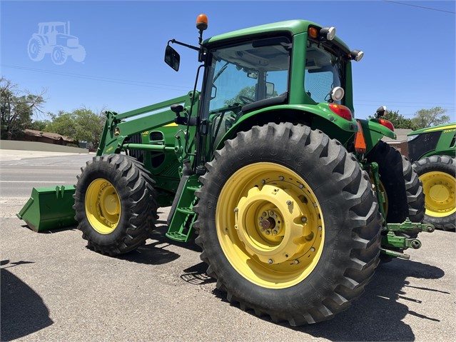 2012 John Deere 7230 PREMIUM Tractor