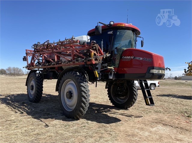 2014 Case IH PATRIOT 4430 Sprayer