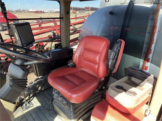 2014 Case IH PATRIOT 4430 Sprayer