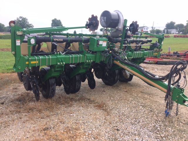 2015 Great Plains YP1625 Planter