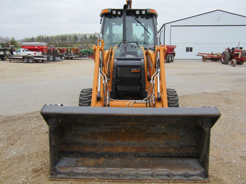 2014 Case 580 Tractor Loader Backhoe