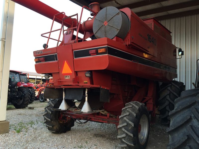 1986 Case IH 1640 Combine