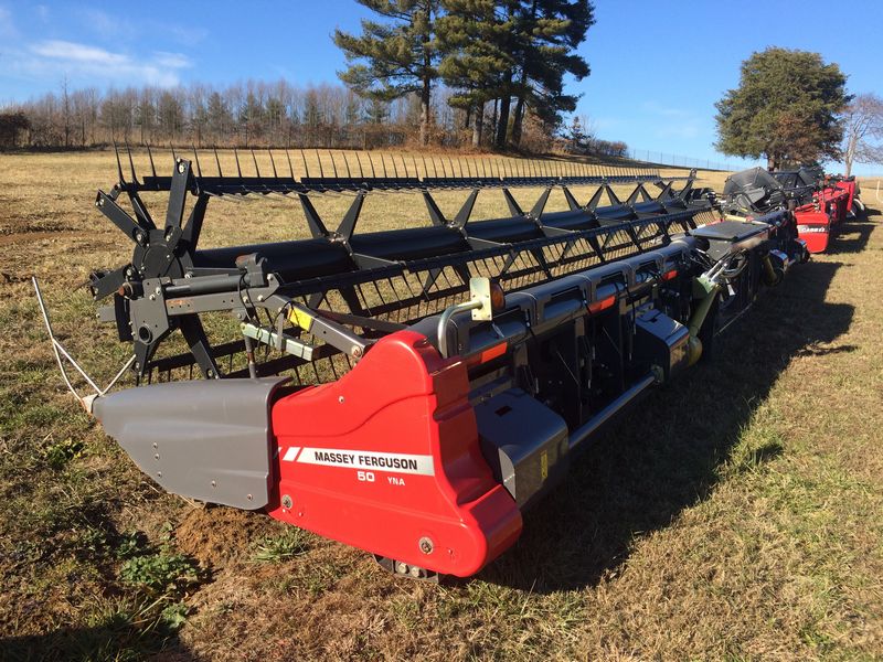 2012 Massey Ferguson 9250-35 Header Combine