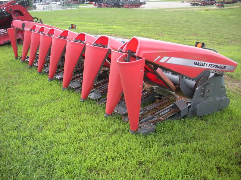 2012 Massey Ferguson 9250-35 Header Combine