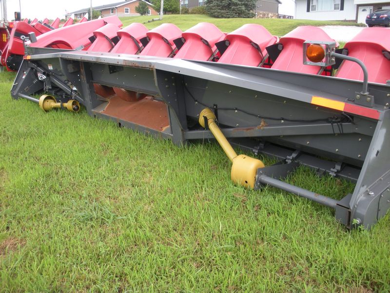 2012 Massey Ferguson 9250-35 Header Combine