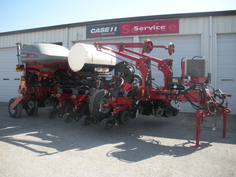 2015 Case IH 1255 Planter